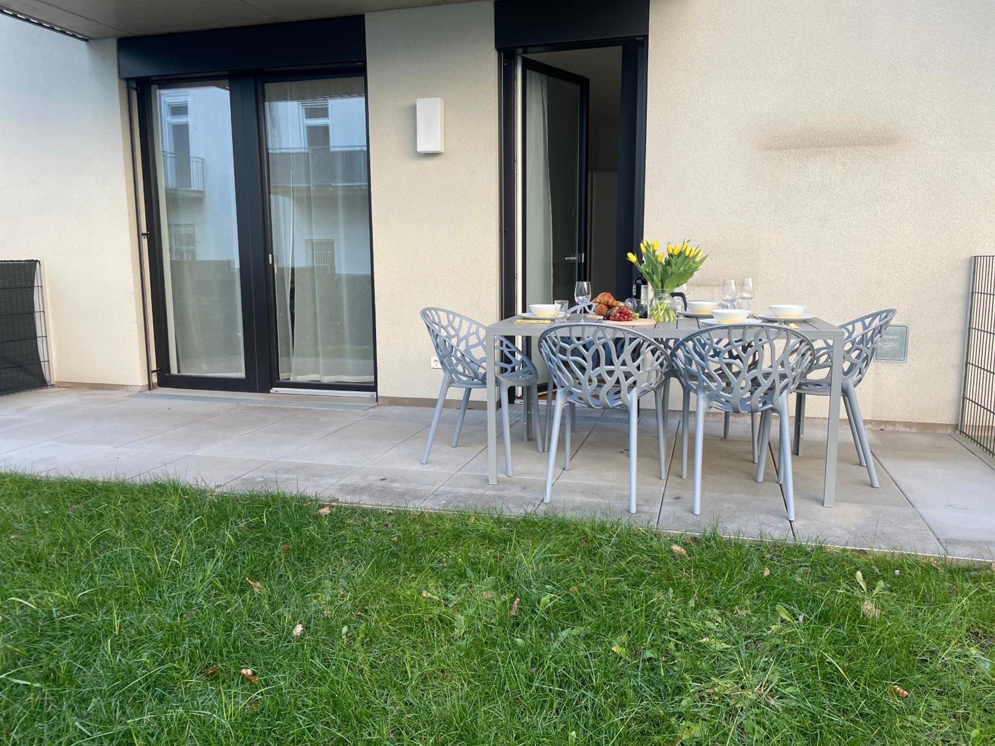 Apstay City Center I Free Parking I Self Check-In Graz Exterior foto